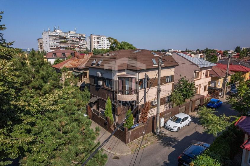 Casă individuală cu 6 camere cu Canalizare în Poștei - Bucov