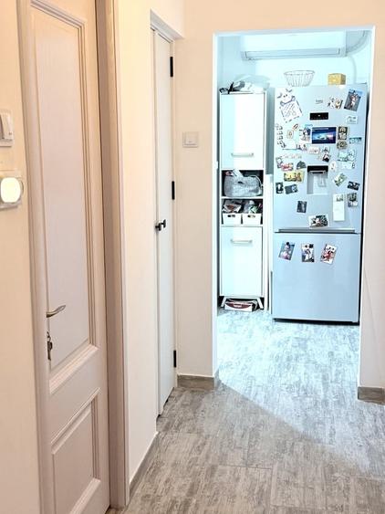 Apartament cu 2 camere semidecomandat în Vitan