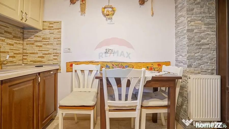 Apartament cu 2 camere decomandat în Răcădău