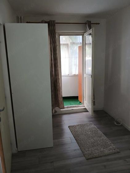 Apartament cu 2 camere nedecomandat în Republicii