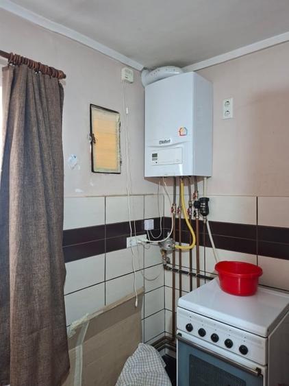 Apartament cu 3 camere decomandat în Mehala