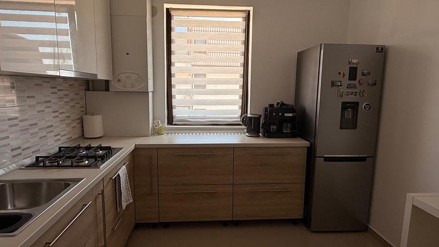 Apartament cu 2 camere decomandat în Dobroești