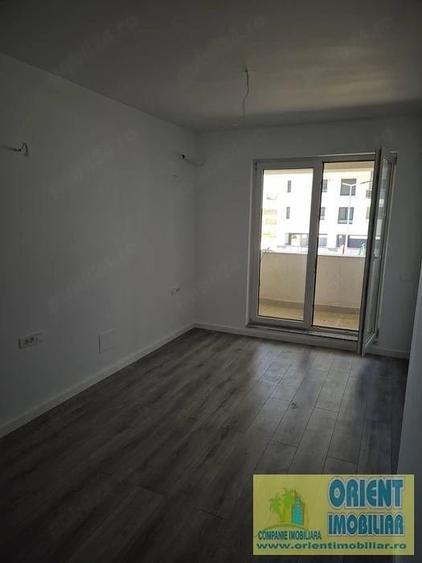 Apartament cu 2 camere decomandat în Tomis Plus