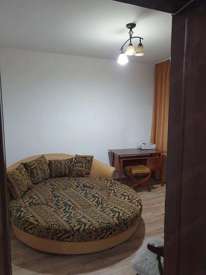 Apartament cu 3 camere decomandat, mobilat în Copou