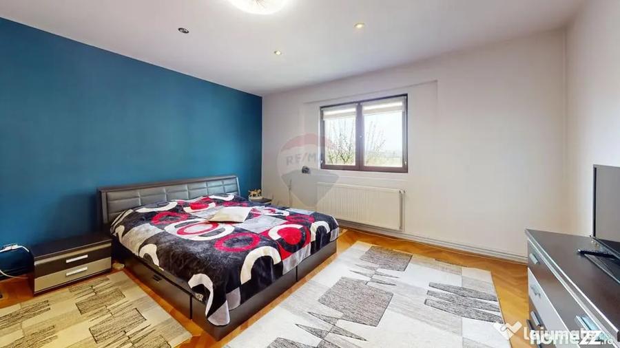 Casă cu 4 camere cu Teren 475 Mp în Valea Aurie