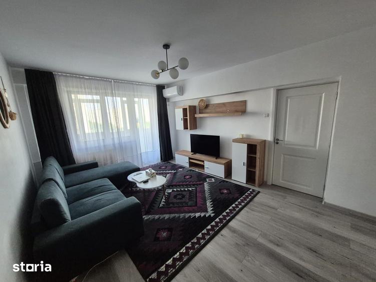 Apartament cu 2 camere decomandat în Tei