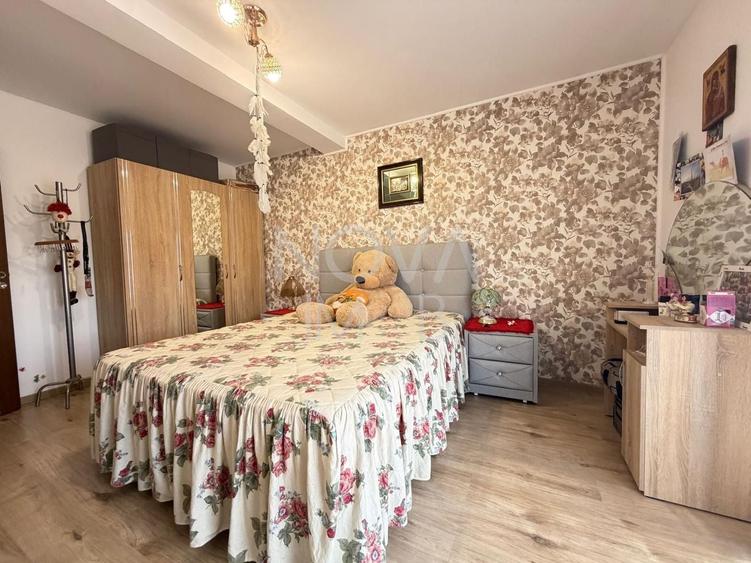 Duplex cu 4 camere cu Canalizare în Periferie