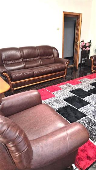 Apartament cu 3 camere decomandat, mobilat în Unirii Nord