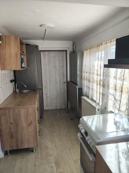 Vand casa locuibila in Ramnicu Sarat zona centrala,strada Dreptatii - 5