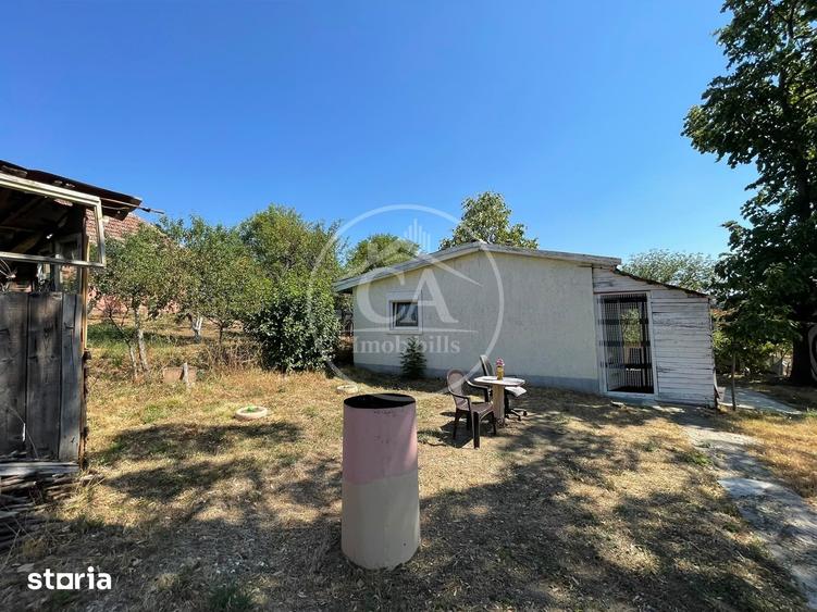 Casă cu 2 camere decomandat cu Teren 300 Mp în Husasău de Tinca