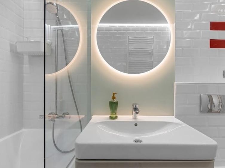 Apartament cu 2 camere decomandat, mobilat în Berceni