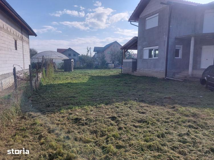 Casă cu 5 camere cu Teren 825 Mp în Central