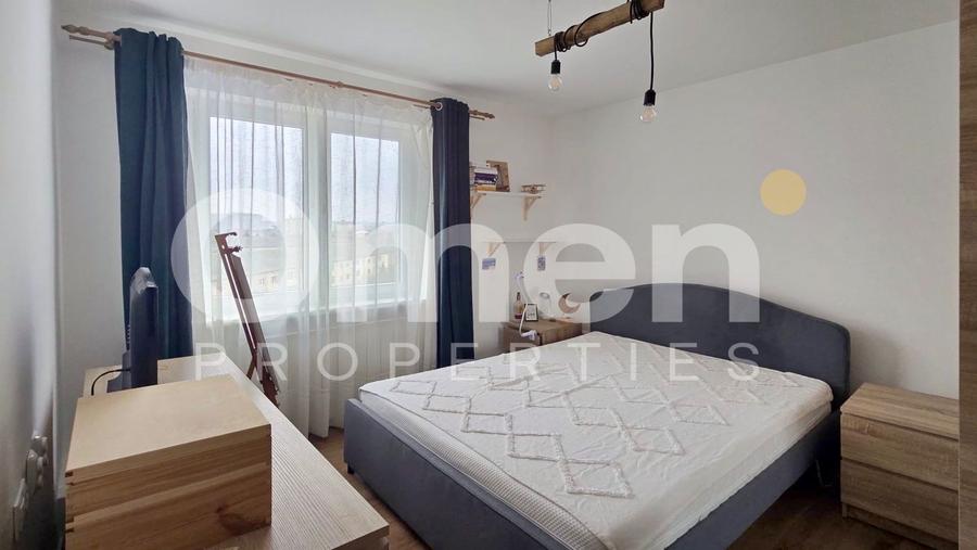 Apartament cu 2 camere semidecomandat, mobilat în Săsar