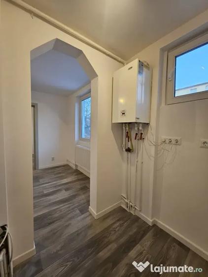 Apartament cu 2 camere semidecomandat în Dacia