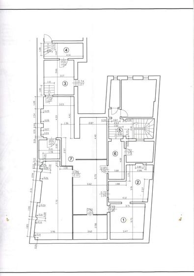 Apartament cu 7 camere semidecomandat în Universitate
