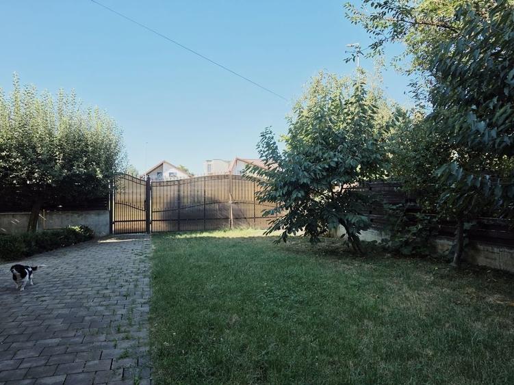 Casă individuală cu 5 camere cu Canalizare în Ghimbav