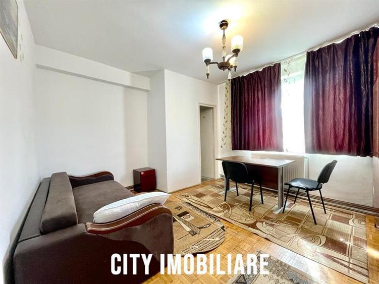 Apartament cu 2 camere semidecomandat, mobilat în Horea