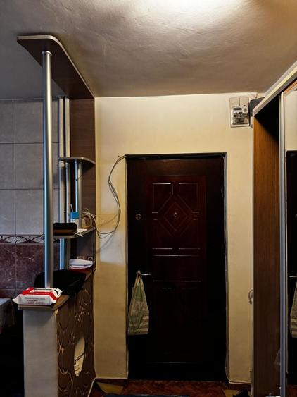 Apartament cu 3 camere decomandat, mobilat în Drumul Taberei