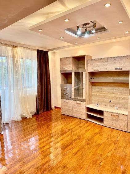 Apartament cu 2 camere decomandat, mobilat în Central