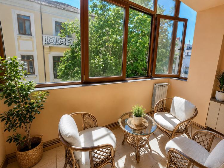 Apartament cu 2 camere decomandat, mobilat în Peninsula