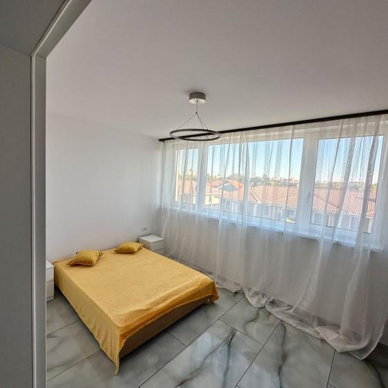 Apartament cu 2 camere decomandat în Exterior Vest