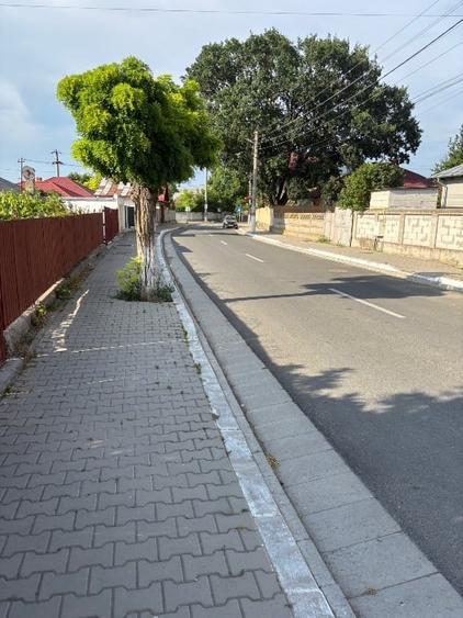 Casă individuală cu 3 camere cu Canalizare în Central