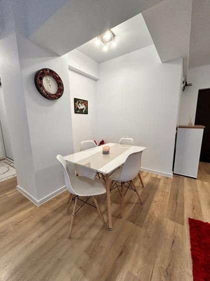 Apartament cu 2 camere decomandat, mobilat în Tomis Plus