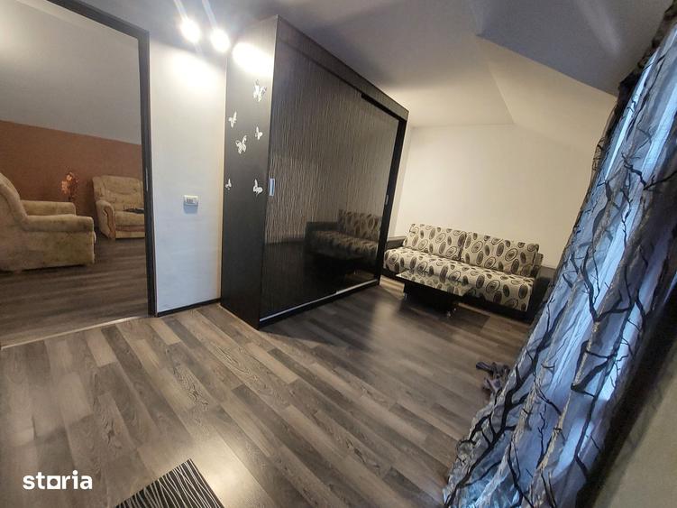 Casă cu 5 camere cu Teren 743 Mp în Central
