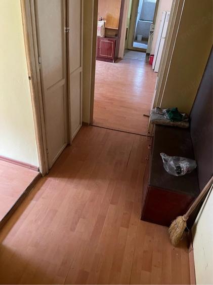 Apartament cu 2 camere semidecomandat în Nufărul