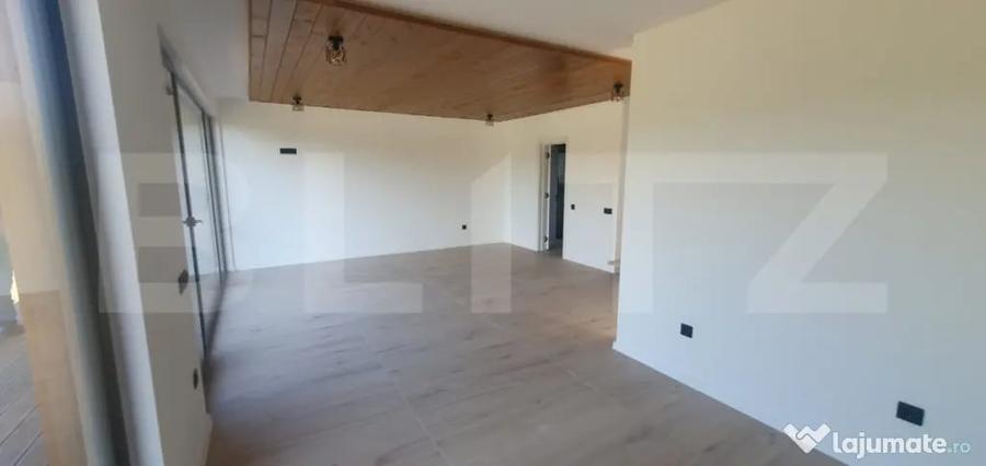 Casă cu 4 camere cu Teren 924 Mp în Central