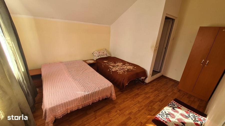 Casă cu 3 camere în Central