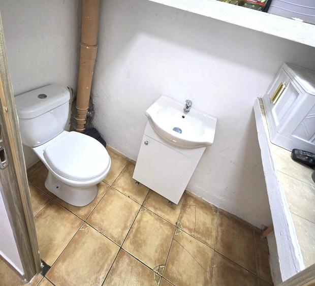 Apartament cu 3 camere semidecomandat în Dristor