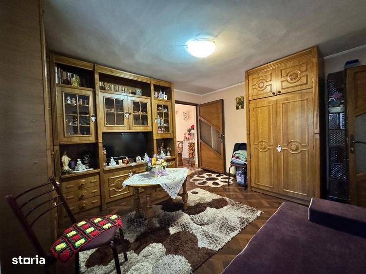 Casă cu 3 camere cu Teren 550 Mp în CFR
