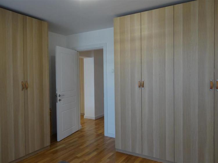 Apartamenr 3 camere  Decebal   Centrala Proprie - 5
