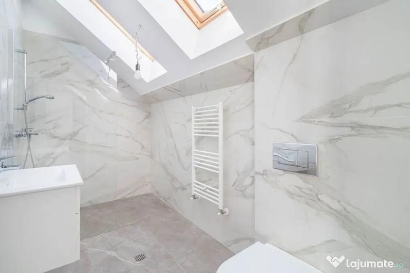Apartament cu 4 camere decomandat în Sisești