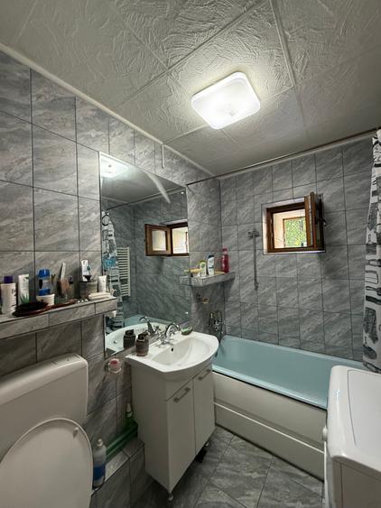 Apartament cu 2 camere semidecomandat în Ghencea