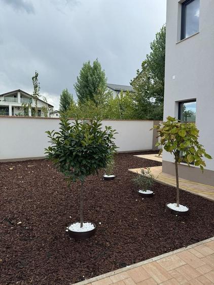 Casă individuală cu 4 camere cu Canalizare în Periferie
