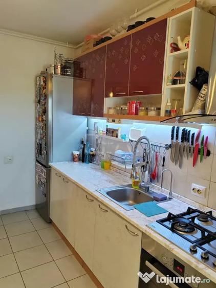 Apartament cu 2 camere semidecomandat în Doamna Ghica