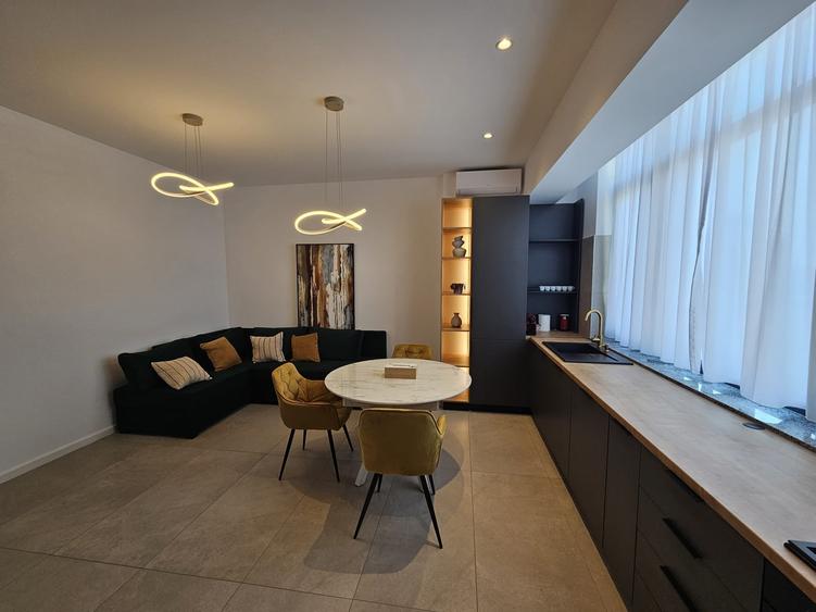 Apartament cu 2 camere decomandat în 13 Septembrie