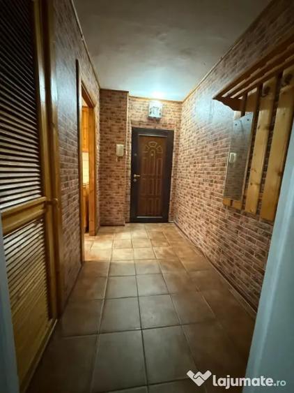 Apartament cu 2 camere semidecomandat, mobilat în Brazda lui Novac