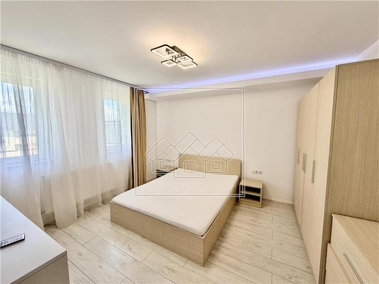 Apartament cu 2 camere decomandat în Arhitecților - Calea Cisnădiei
