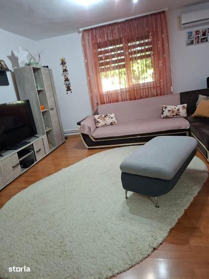Casă cu 4 camere cu Teren 720 Mp în Limanu