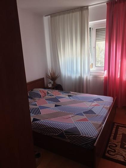 Apartament cu 2 camere semidecomandat în Obor