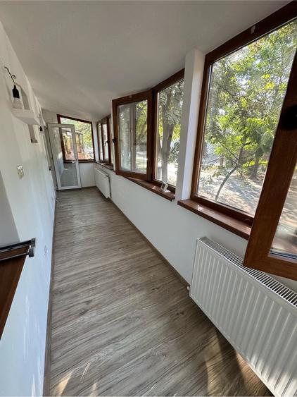 Apartament cu 3 camere decomandat în Girocului