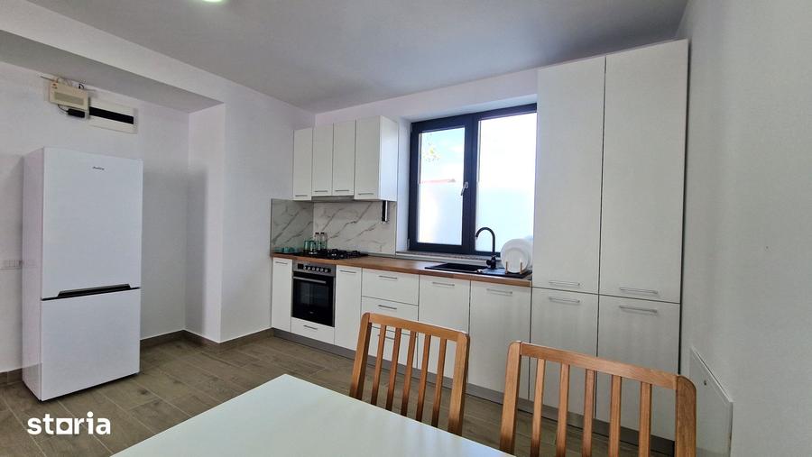 Apartament cu 2 camere în 1 Decembrie