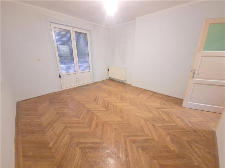 Apartament cu 2 camere decomandat în Narcisa