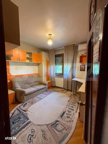 Apartament cu 4 camere semidecomandat în Port