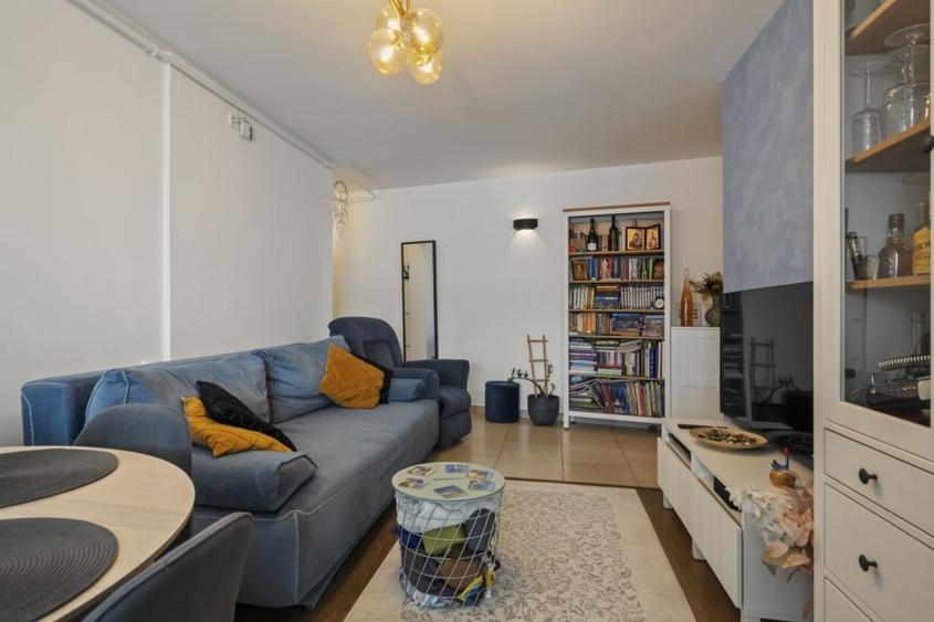 Apartament cu 3 camere decomandat, mobilat în Otopeni
