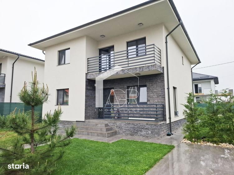 Casă cu 4 camere cu Teren 500 Mp în Păulești