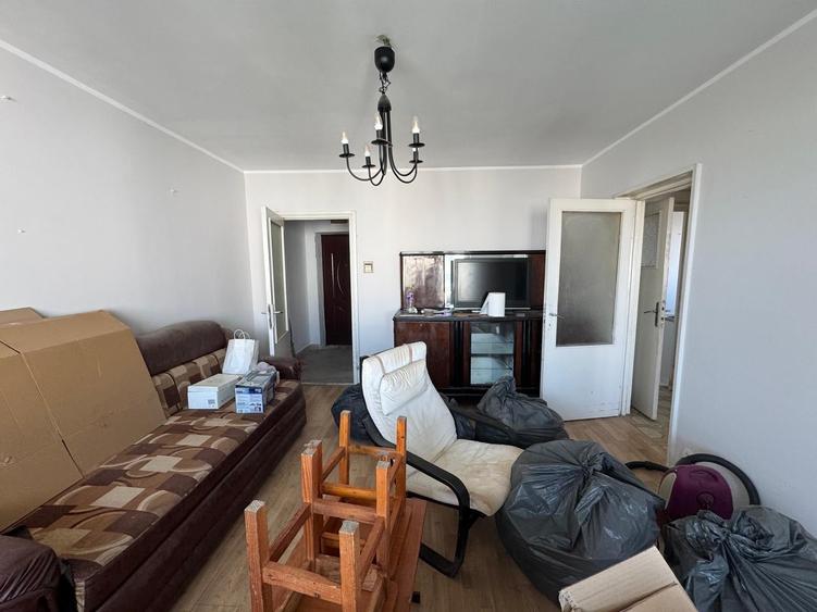 Apartament cu 2 camere circular în Drumul Taberei